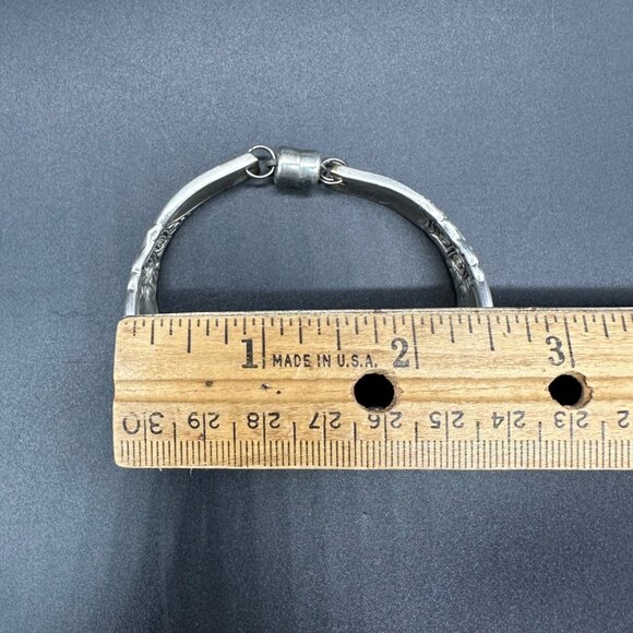 Vintage Spoon Bracelet Cross Charm Magnetic Clasp Silver Toned Smiths Retro - Picture 9 of 10